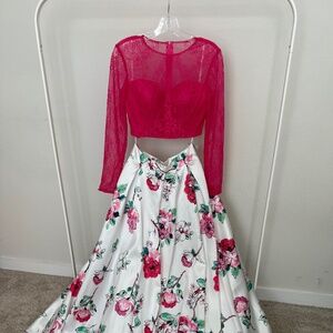 Let’s 2-Piece Prom Dress Hot Pink Long Sleeve Floral Skirt Size Small 🌸💖